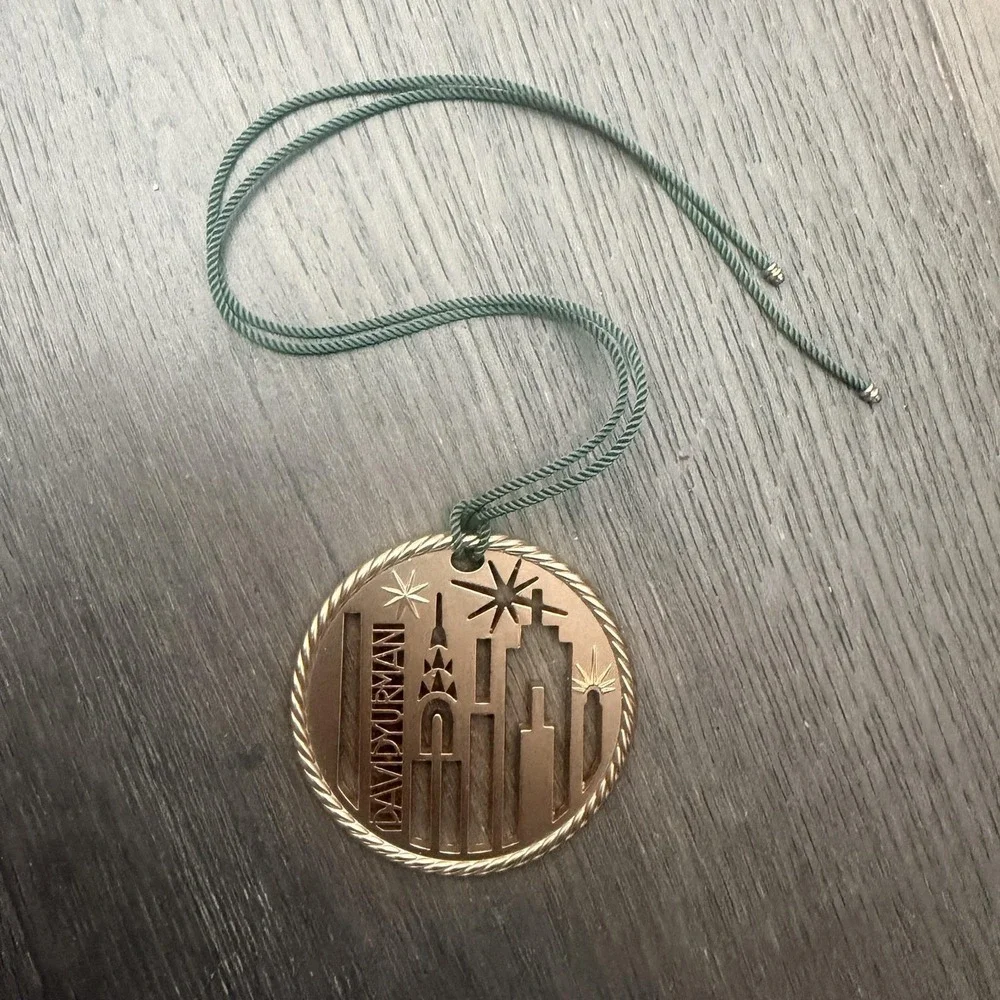 David Yurman Gold Metal‎ NYC Skyline Bauble Ornament Green Cord Christmas Tree
